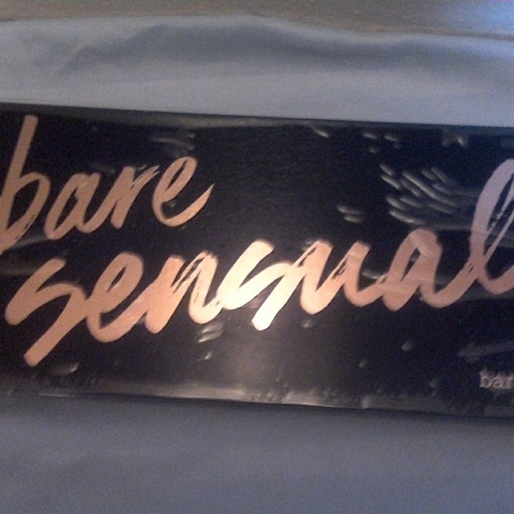 NIB BareMinerals BARE SENSUALS PALETTE